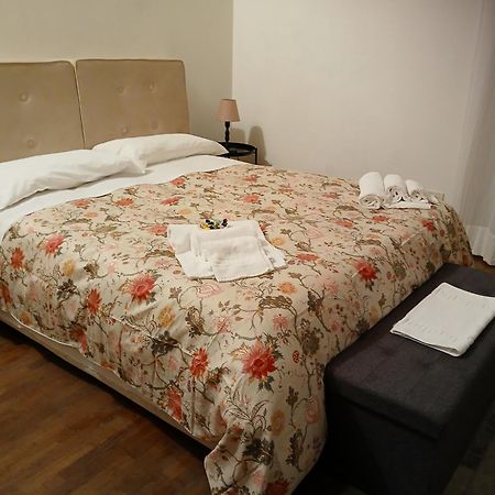 Le 5 Vie Bed and Breakfast Bergamo Exteriör bild
